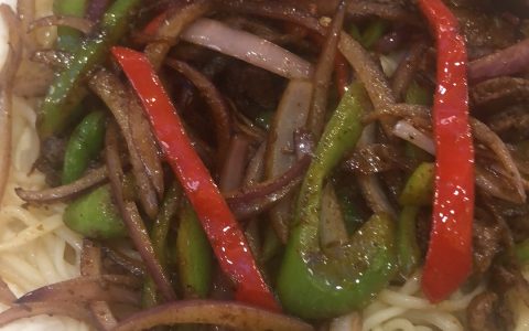 这孜然牛肉拌面看着怎么样? - 鹿泽笔记